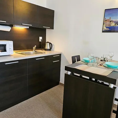 студио за гости на сарафово Apartment